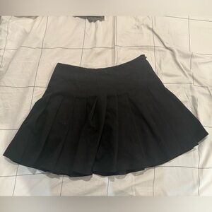 Brandy Melville black pleated mini skirt one size